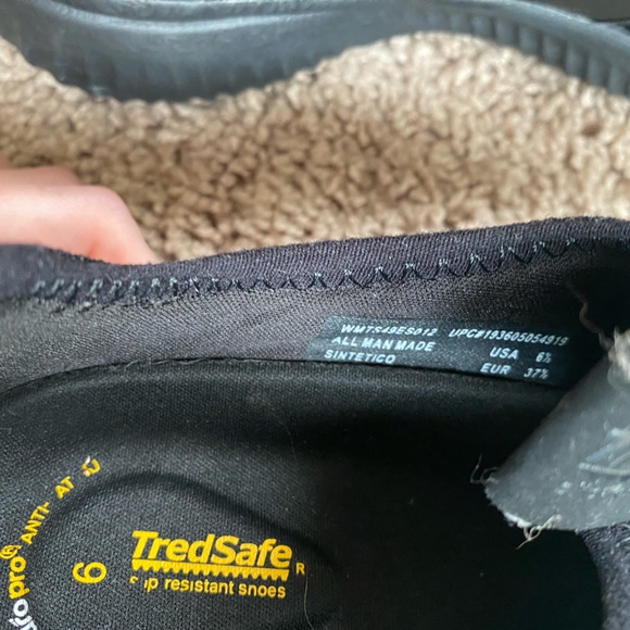2 pairs of shoes - Picture 10 of 11